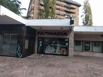 Farmacia en C. del Cerro del Castañar, 74 Madrid Madrid 